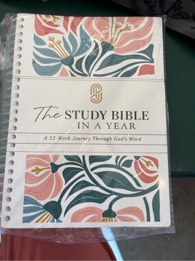The Study Bible in a Year - Floral White & Coral Spiral Journal